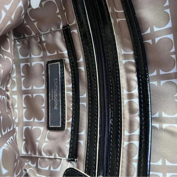 Vintage Liz Claiborne New York Lucky Patent Vegan Leather Clutch - Picture 13 of 14